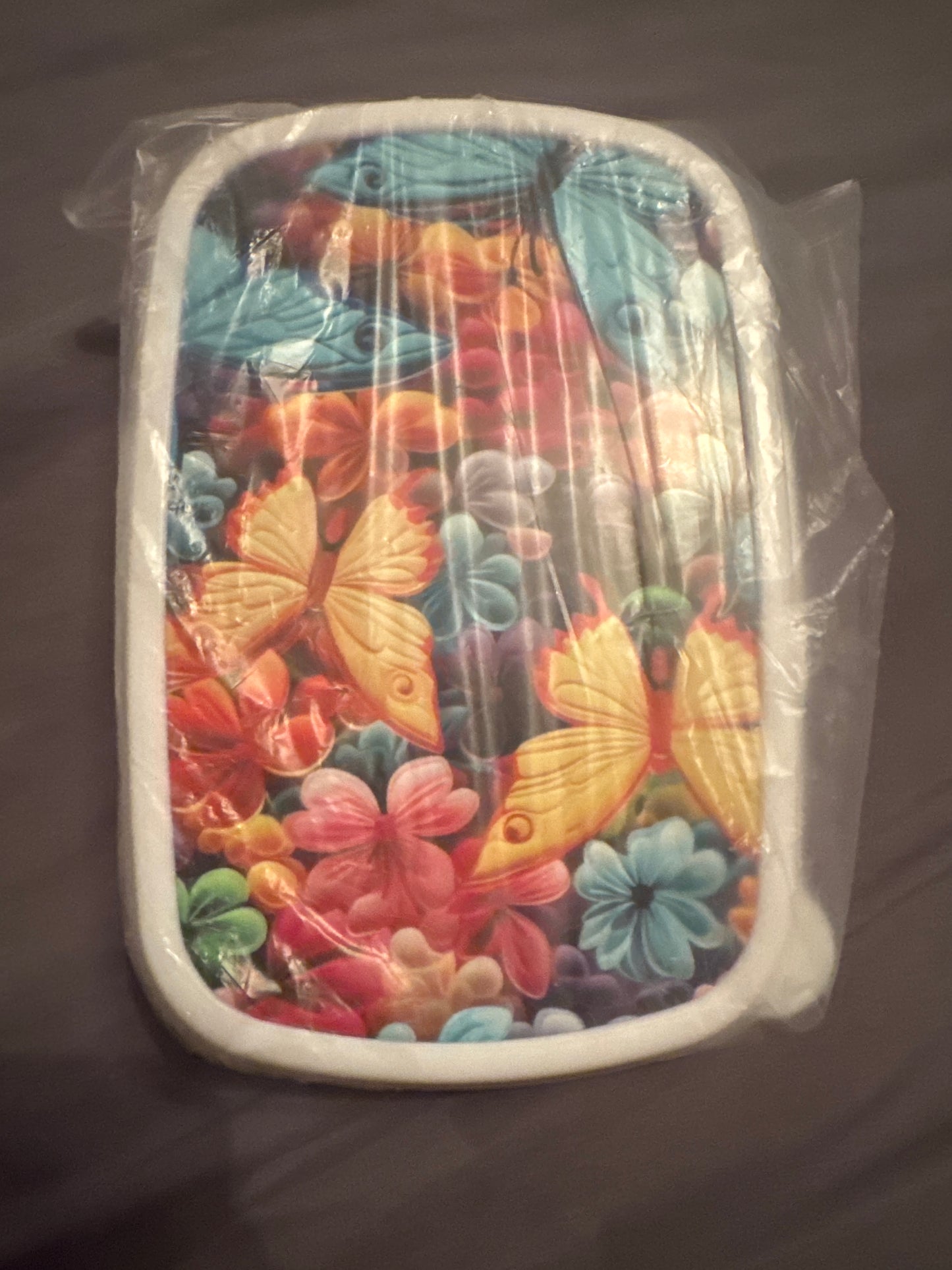 ACCESSORIES: Pink Butterflies Lunch Box