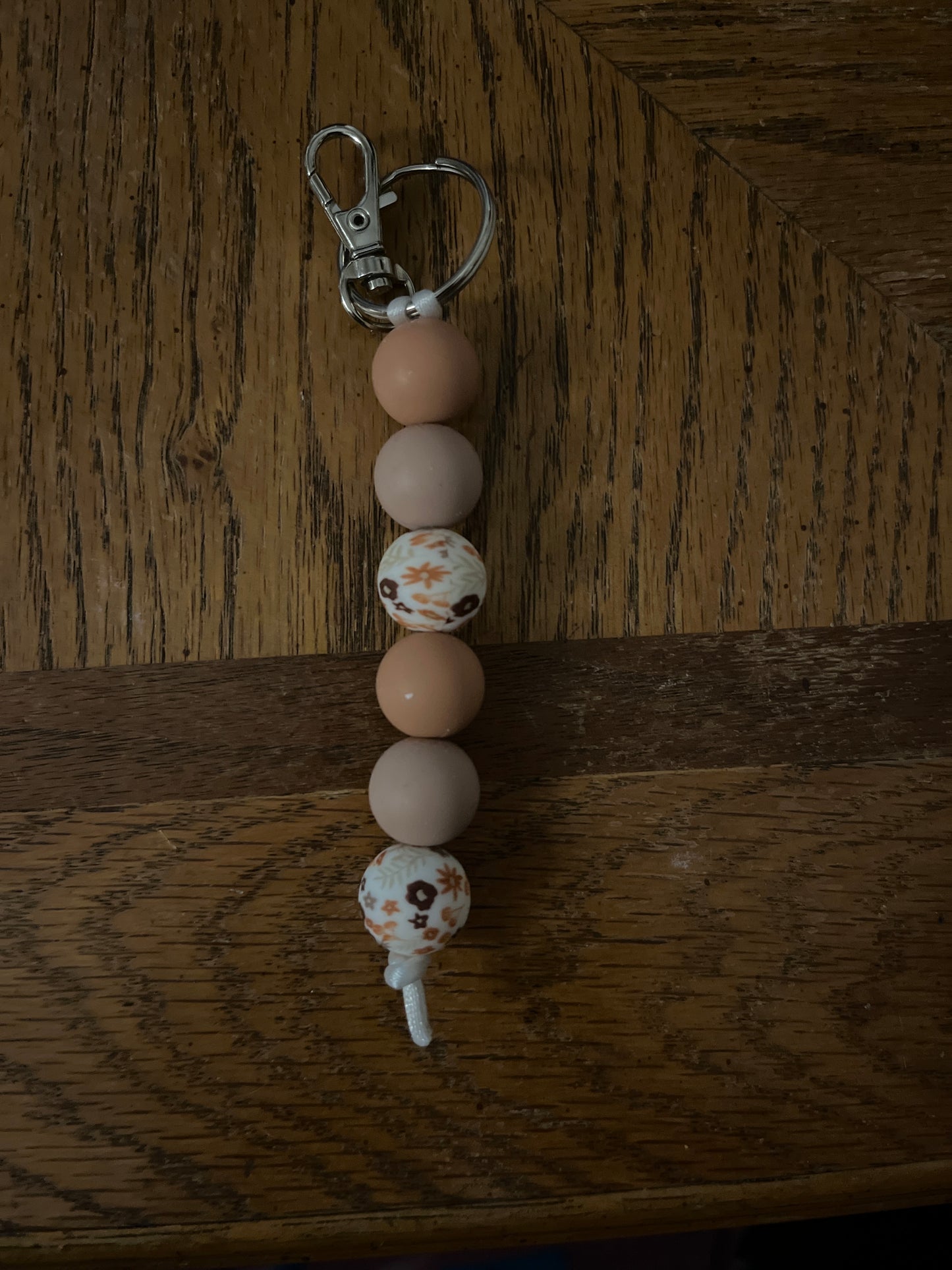 BEAD KEYCHAIN: neutral floral Small