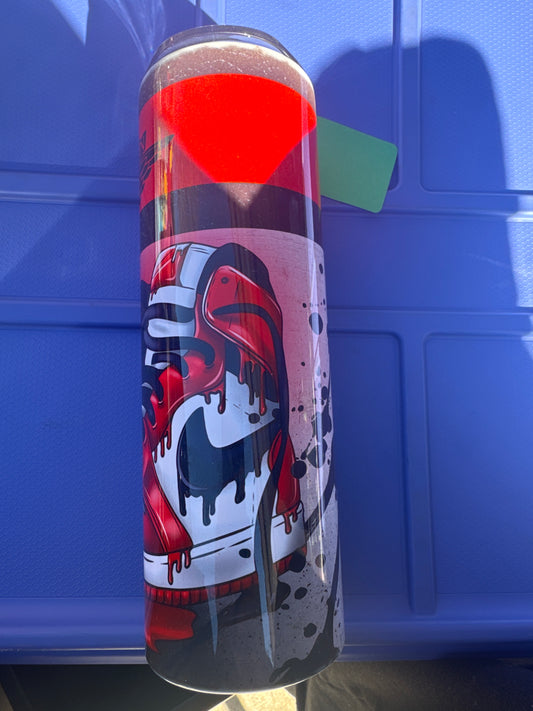 30oz: Red Shoe