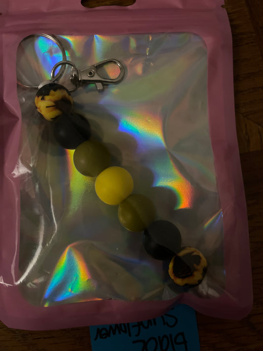 BEAD KEYCHAIN: black sunflower Small
