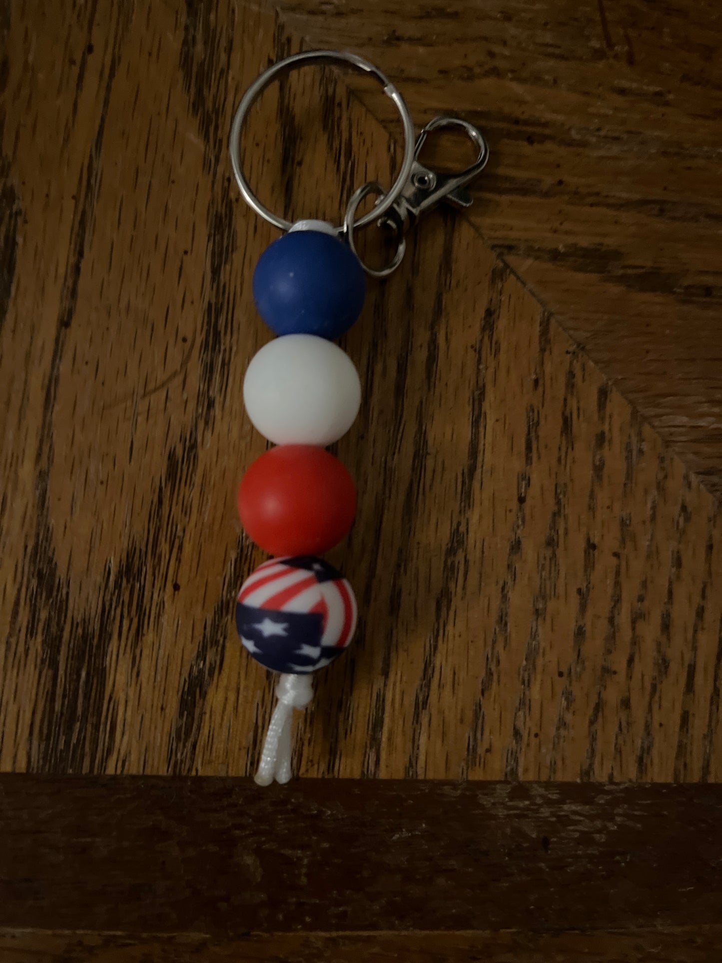 BEAD KEYCHAIN: USA Small