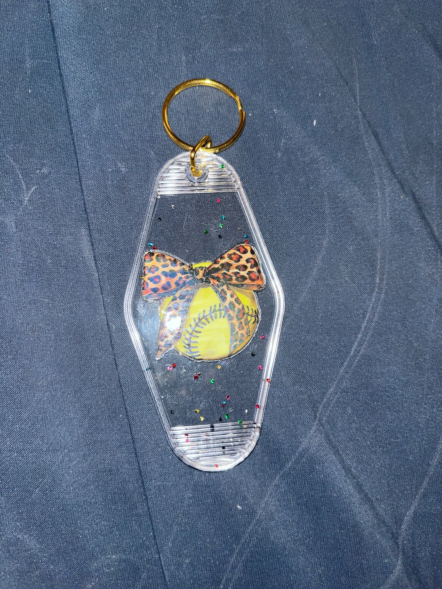 MOTEL KEYCHAIN: softball bow on clear glitter