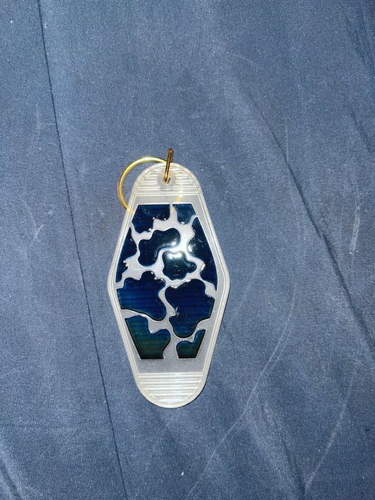MOTEL KEYCHAIN: Cow on Glow